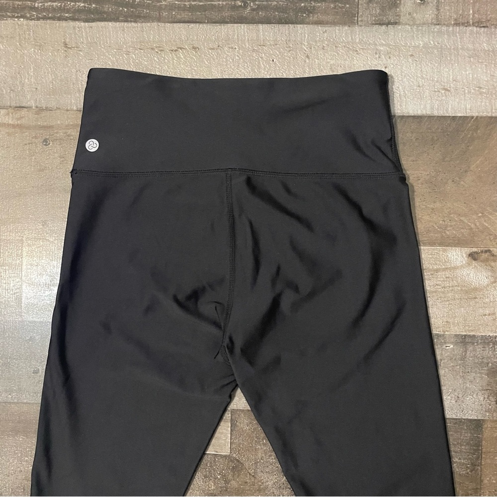 Zella High Rise Cropped Leggings 7/8 Length Athletic Women’s Small Black - Picture 8 of 12